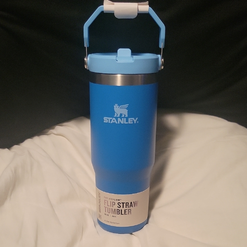 Stanley Blue Flip Straw Tumbler